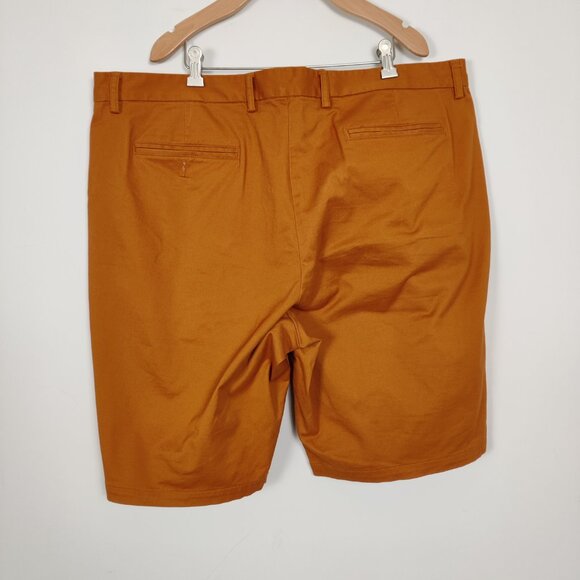 Old Navy Men's Ultimate Slim Shorts Sz 42 T Camel Brown Cotton Casual Flat Front - Picture 4 of 9